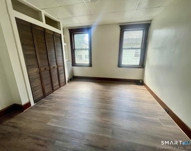 64 Pearl Street - Photo Thumbnail 3