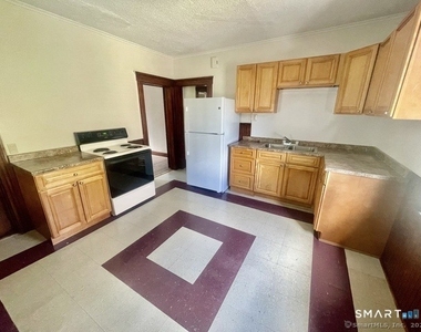 64 Pearl Street - Photo Thumbnail 2