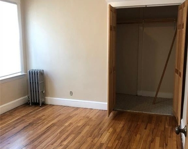 364 Rock Avenue - Photo Thumbnail 6