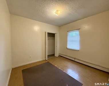 132 Locust Street - Photo Thumbnail 2