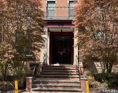 28 Strawberry Hill Avenue - Photo Thumbnail 1
