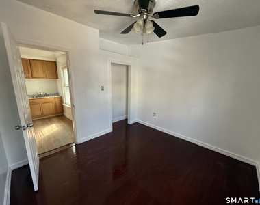 29 Madison Street - Photo Thumbnail 12