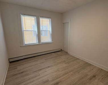 127 Pearl Street - Photo Thumbnail 4