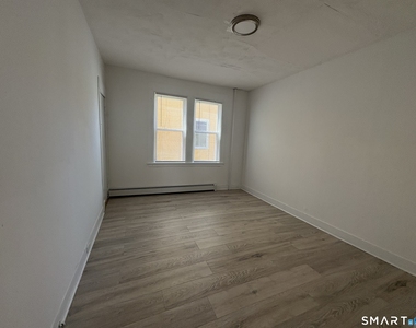 127 Pearl Street - Photo Thumbnail 6