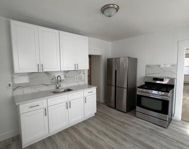 127 Pearl Street - Photo Thumbnail 6