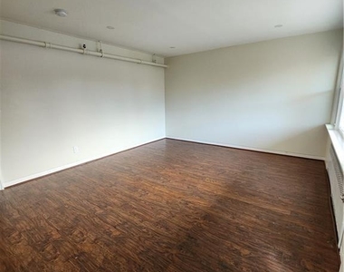 126 Goddard Avenue - Photo Thumbnail 18