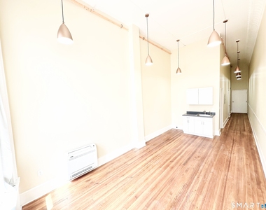 105 Bank Street - Photo Thumbnail 1