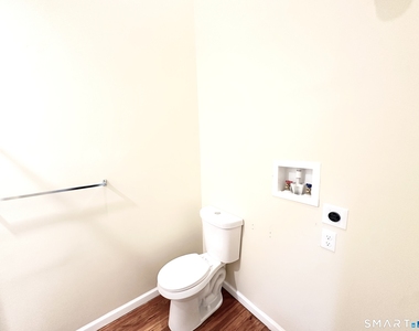 105 Bank Street - Photo Thumbnail 10