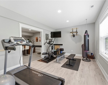 666 Chilliwack Ln - Photo Thumbnail 42