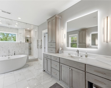 666 Chilliwack Ln - Photo Thumbnail 21
