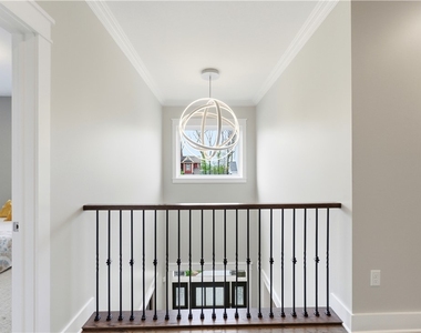 666 Chilliwack Ln - Photo Thumbnail 34