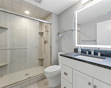 666 Chilliwack Ln - Photo Thumbnail 18