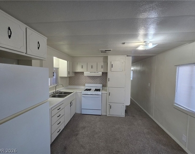 3 Piute Valley Drive - Photo Thumbnail 16