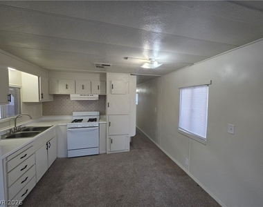 3 Piute Valley Drive - Photo Thumbnail 17