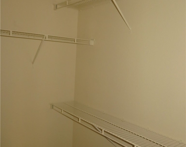 3358 Glacial Lake Street - Photo Thumbnail 17