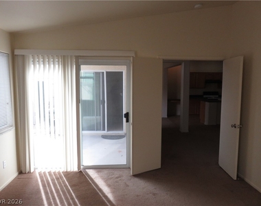 3358 Glacial Lake Street - Photo Thumbnail 18