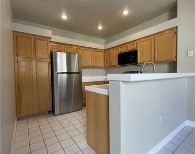 5155 Tropicana Avenue - Photo Thumbnail 2