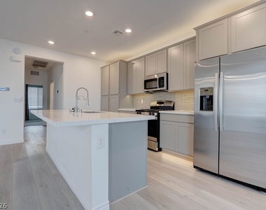 3302 Viola Hills Avenue - Photo Thumbnail 31