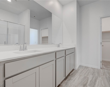 3302 Viola Hills Avenue - Photo Thumbnail 14