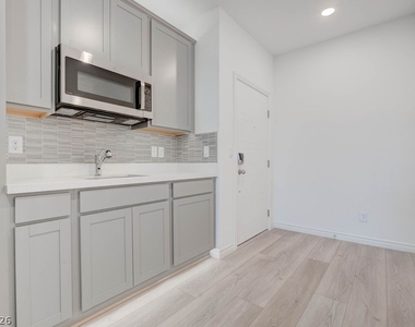 3302 Viola Hills Avenue - Photo Thumbnail 34