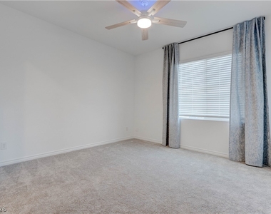 3302 Viola Hills Avenue - Photo Thumbnail 11