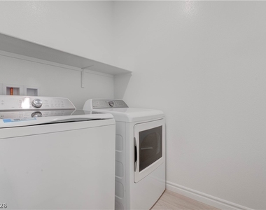 3302 Viola Hills Avenue - Photo Thumbnail 10