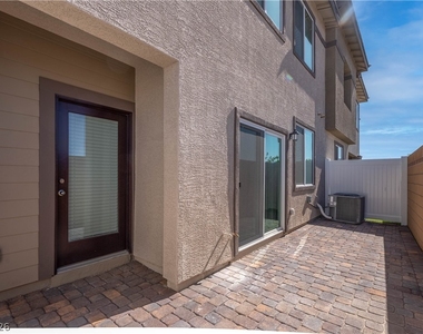 3302 Viola Hills Avenue - Photo Thumbnail 20