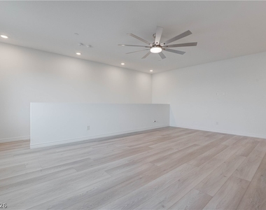 3302 Viola Hills Avenue - Photo Thumbnail 1
