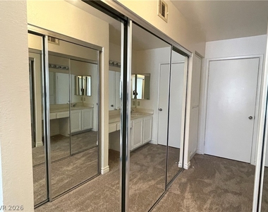 8070 W Russell Road - Photo Thumbnail 18