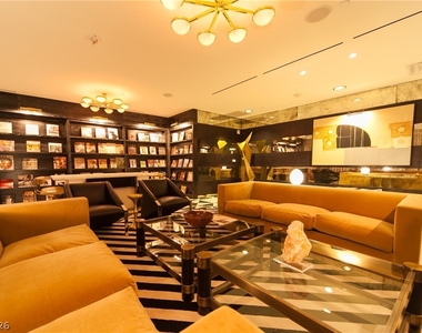 4471 Dean Martin Drive - Photo Thumbnail 36