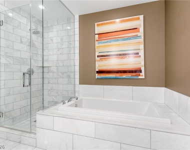 4471 Dean Martin Drive - Photo Thumbnail 26