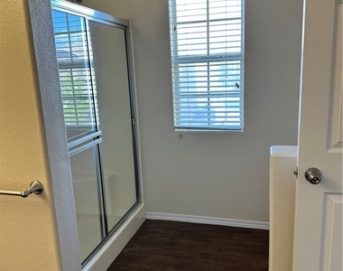 6360 Pebblecreek Lodge - Photo Thumbnail 7