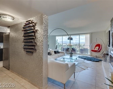 205 E Harmon Avenue - Photo Thumbnail 7