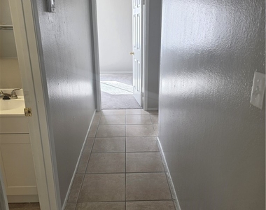 4751 Terra Linda Avenue - Photo Thumbnail 8