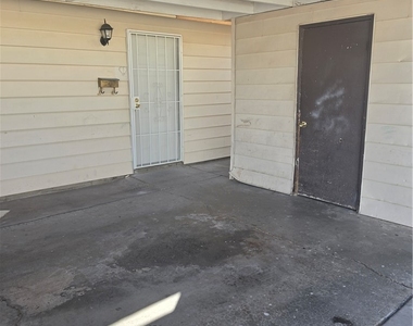 4751 Terra Linda Avenue - Photo Thumbnail 1