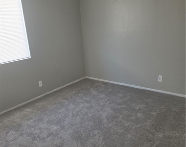 4751 Terra Linda Avenue - Photo Thumbnail 11