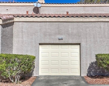 5250 S Rainbow Boulevard - Photo Thumbnail 18