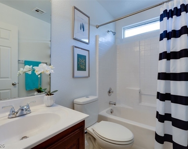 3305 Umbria Gardens Avenue - Photo Thumbnail 19