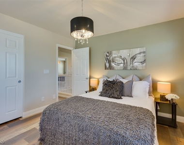 3305 Umbria Gardens Avenue - Photo Thumbnail 17