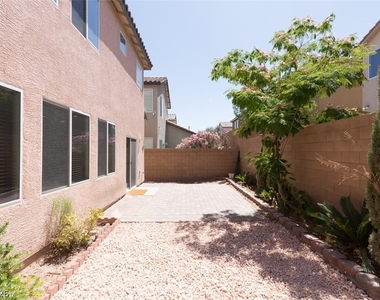3305 Umbria Gardens Avenue - Photo Thumbnail 30