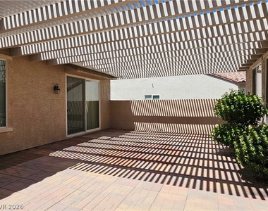 2139 Twin Falls Drive - Photo Thumbnail 10