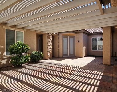 2139 Twin Falls Drive - Photo Thumbnail 9