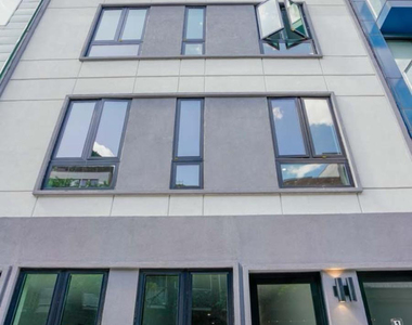 141 Meserole Street 2A - Photo Thumbnail 6