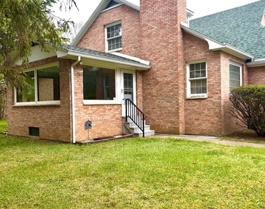 99 Castle Creek Road - Photo Thumbnail 2