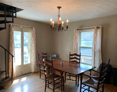 57 Calumet Street - Photo Thumbnail 10