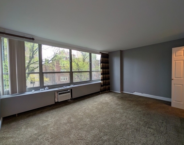 3550 Lake Shore Drive - Photo Thumbnail 9