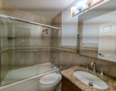 3550 Lake Shore Drive - Photo Thumbnail 7