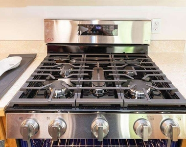 3200 Lee Drive - Photo Thumbnail 17