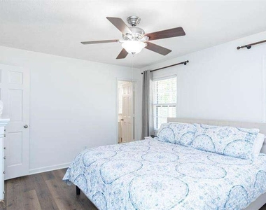 3200 Lee Drive - Photo Thumbnail 33