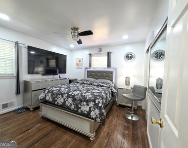 3596 Indian Rock Road Sw - Photo Thumbnail 12